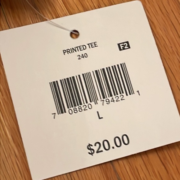 Falls Creek Short Sleeve Top. Size Large. Tropical Leaf Print . Sage Color. NWT! - Picture 4 of 6